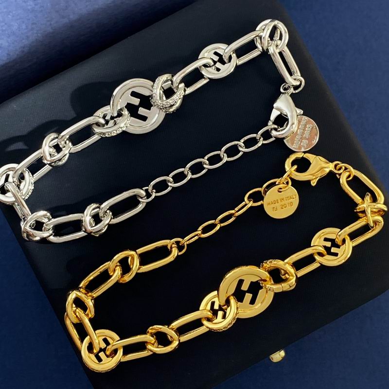 Fendi bracelet 11yxx01